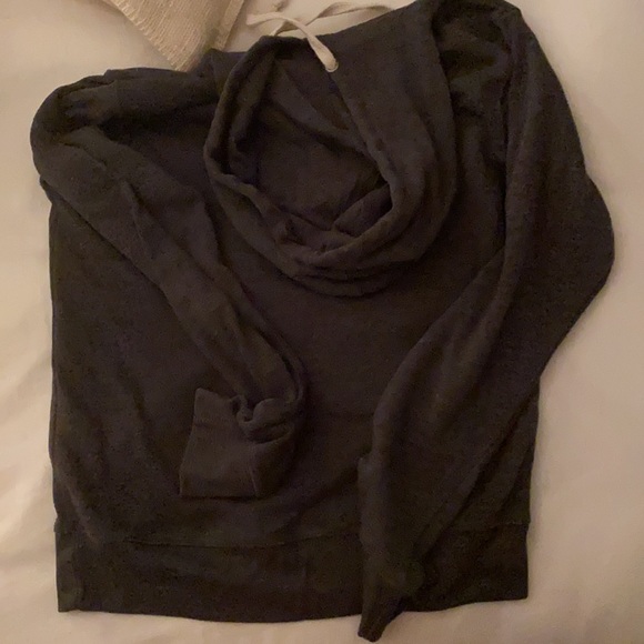 barstool hoodie - Picture 3 of 3